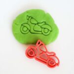 MĪCI voolimismassi lõikevorm, mootorratas